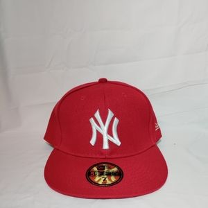 *BRAND NEW* RED New York Yankees hat